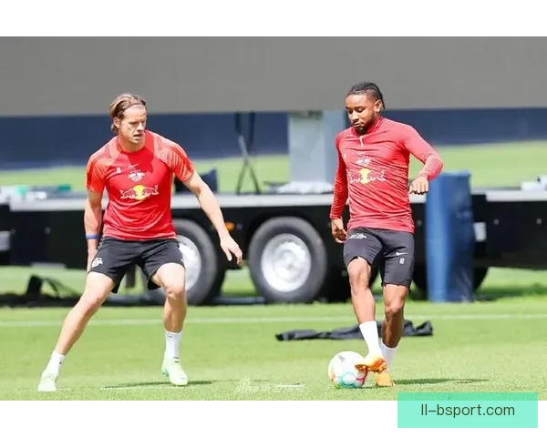 RB莱比锡成功续约斯洛文尼亚前锋塞斯科为球队未来注入新动力